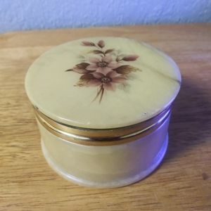 Alabaster earring and jewelry box